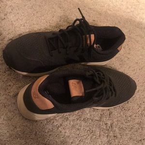 New Balance Sneakers WRT96